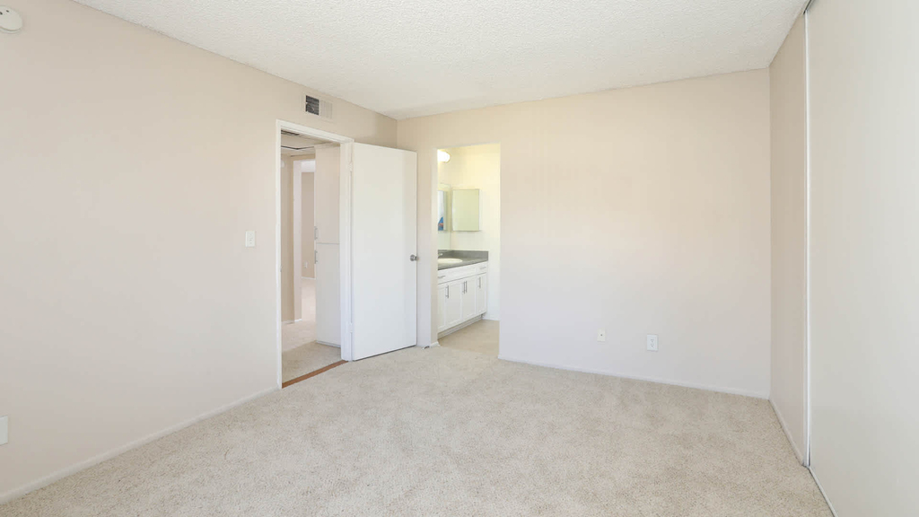 411 South Virgil - Photo 19