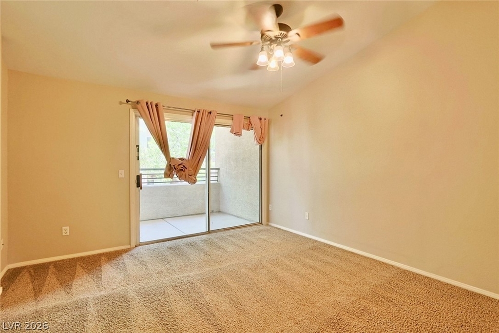 716 Peachy Canyon Circle - Photo 18