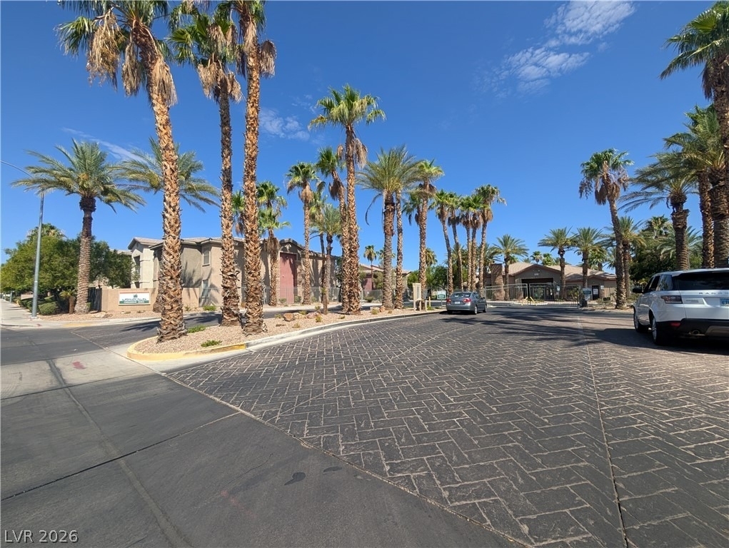 8000 W Badura Avenue - Photo 39