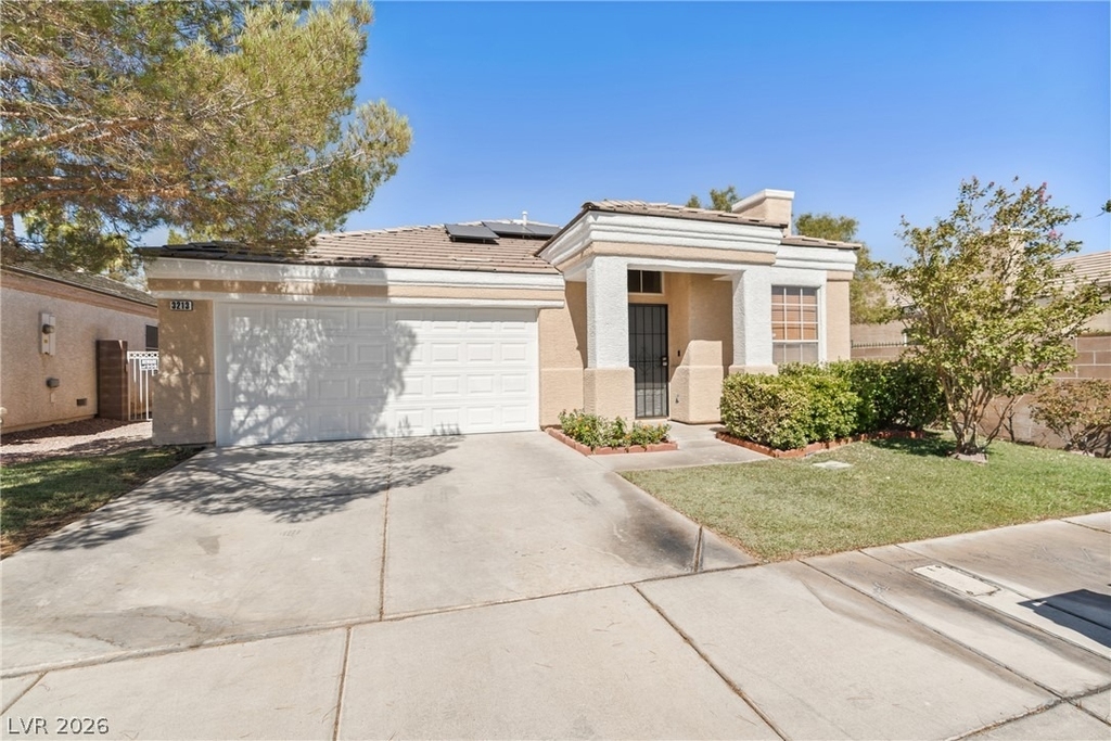 3213 Bracknell Street - Photo 0