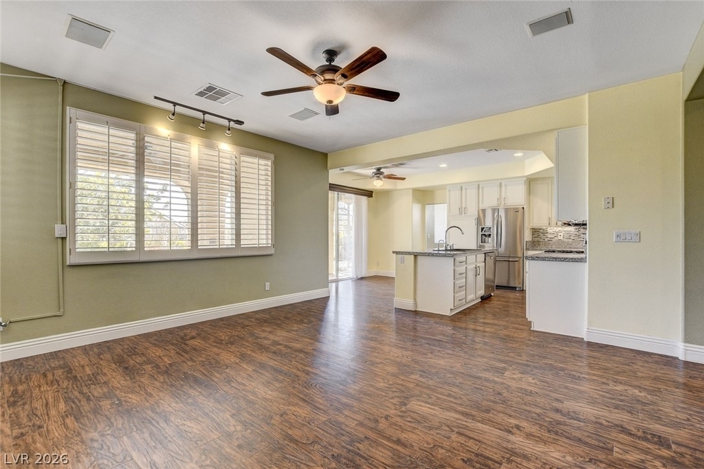 408 Silver Prairie Court - Photo 16