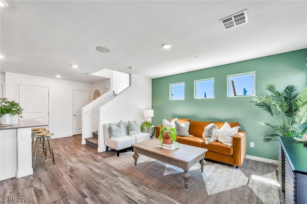 914 Rosy Starling Street - Photo 6