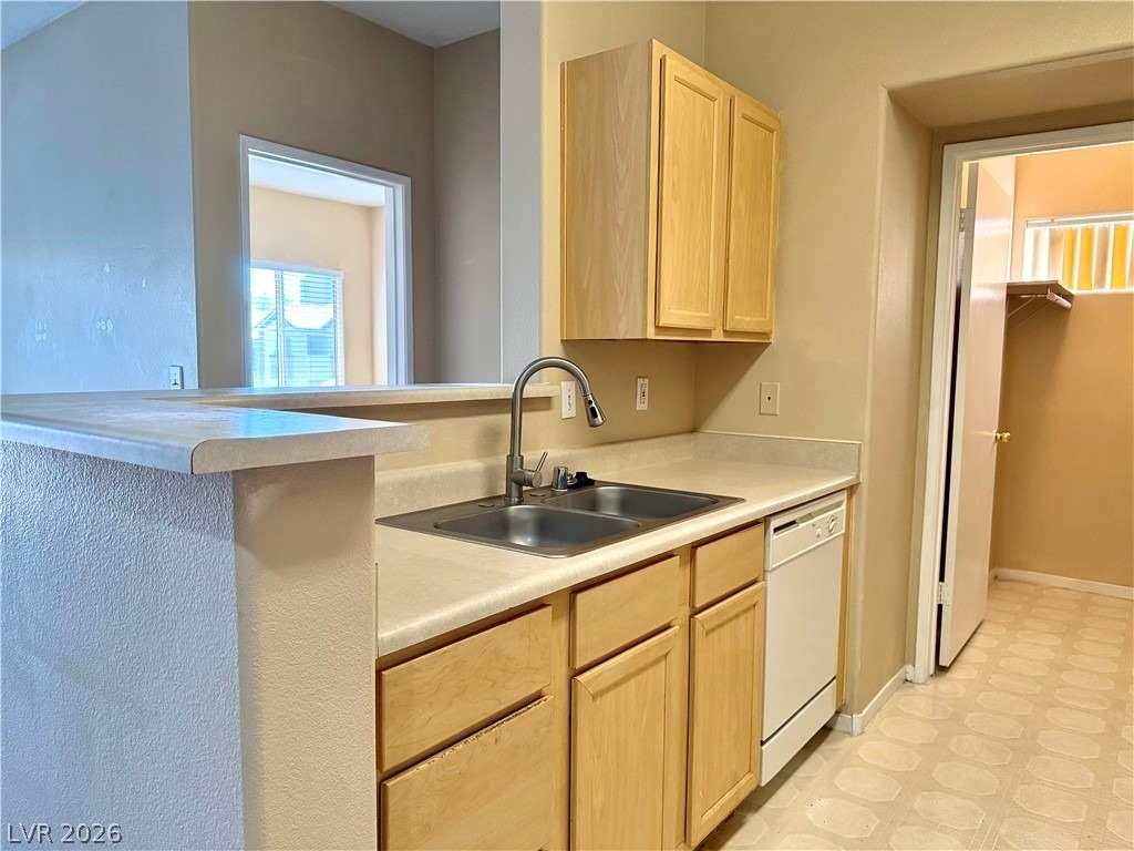 2615 W Gary Avenue - Photo 7