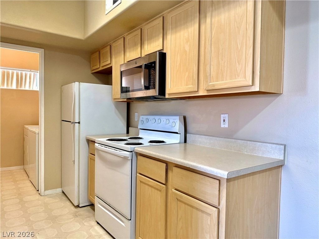 2615 W Gary Avenue - Photo 6
