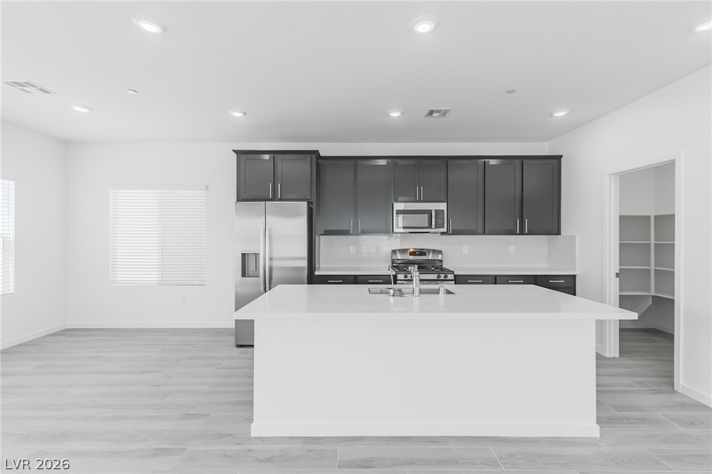 9927 Kimura Hills Avenue - Photo 7