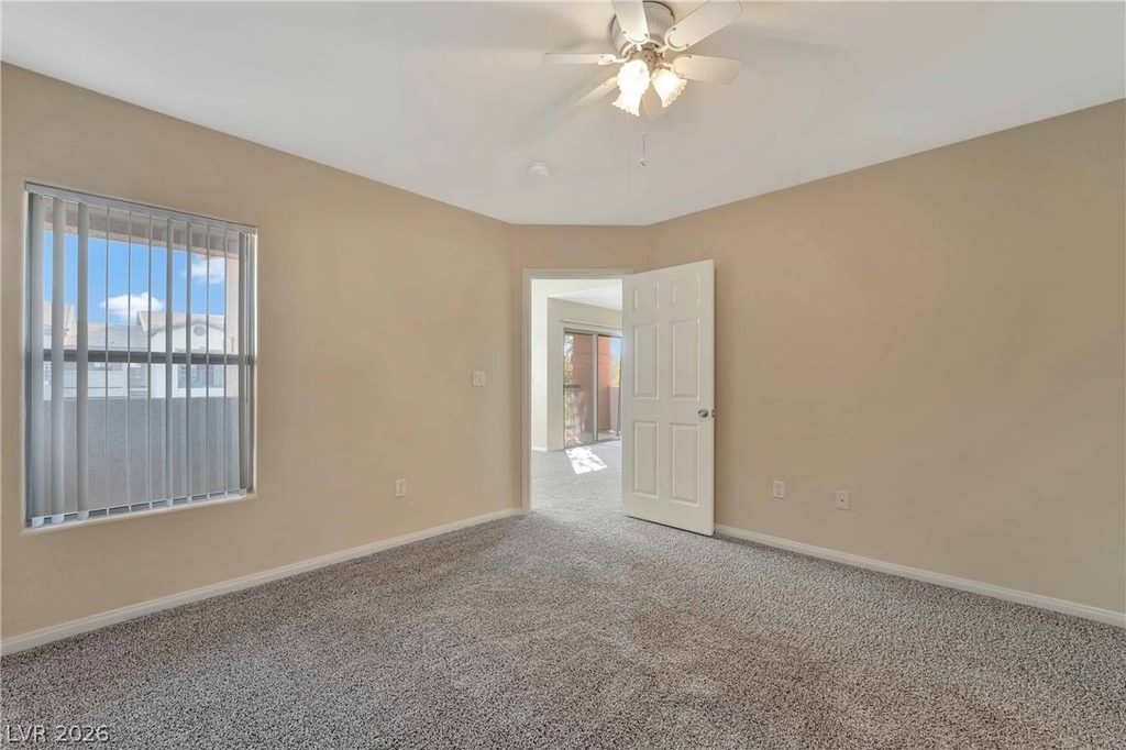8000 Badura Avenue - Photo 12