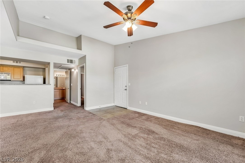 8000 W Badura Avenue - Photo 3