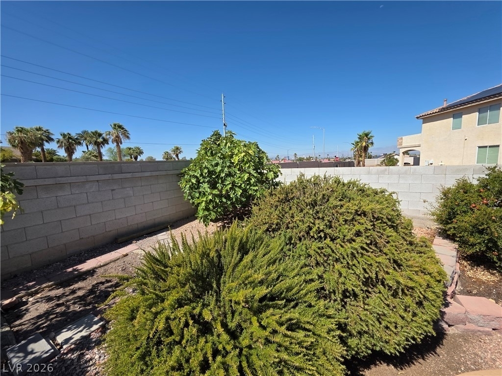 6323 Mahogany Peak Avenue - Photo 19