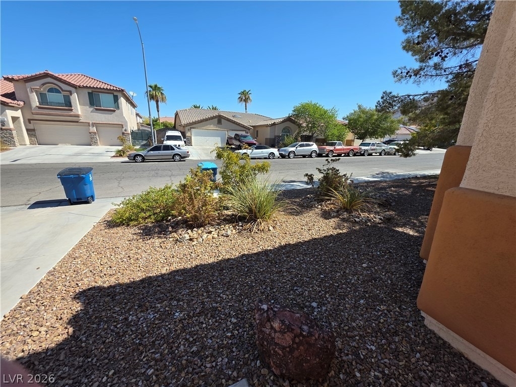6323 Mahogany Peak Avenue - Photo 5