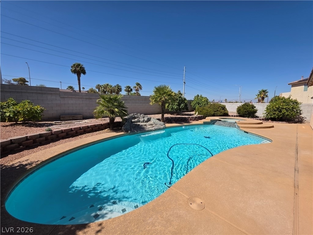 6323 Mahogany Peak Avenue - Photo 14