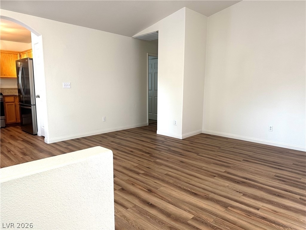 183 Caswell Court - Photo 2
