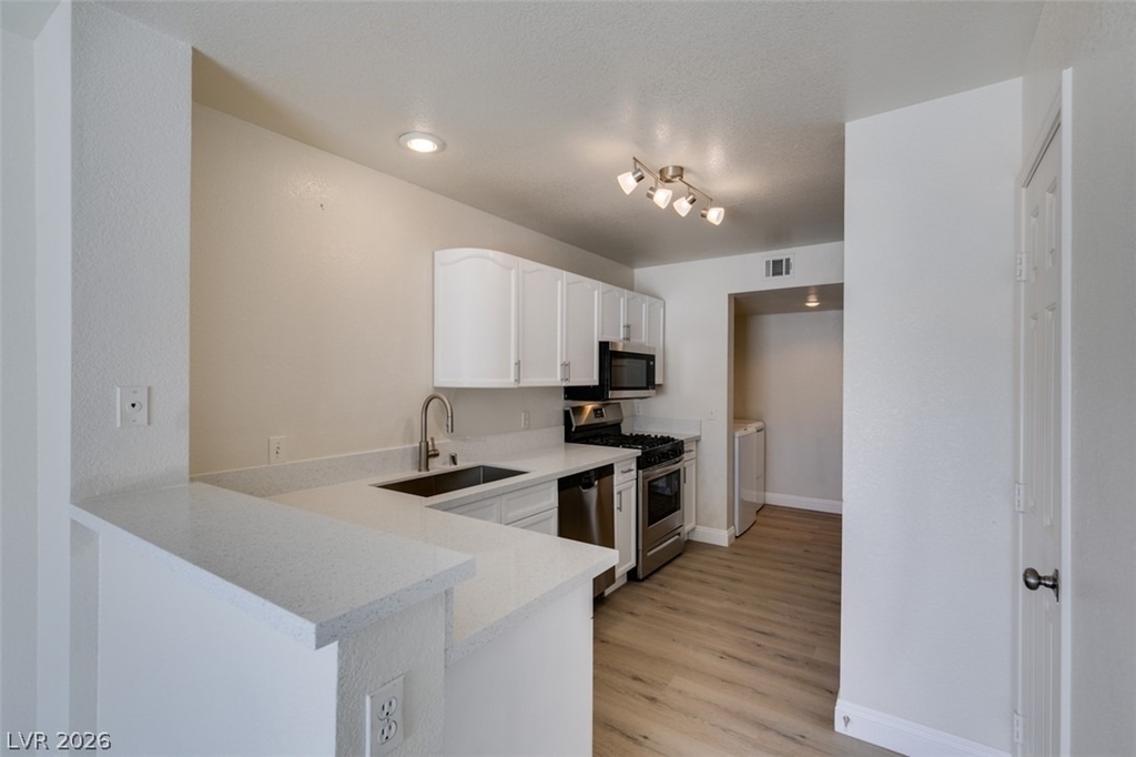 8476 Indigo Sky Avenue - Photo 23