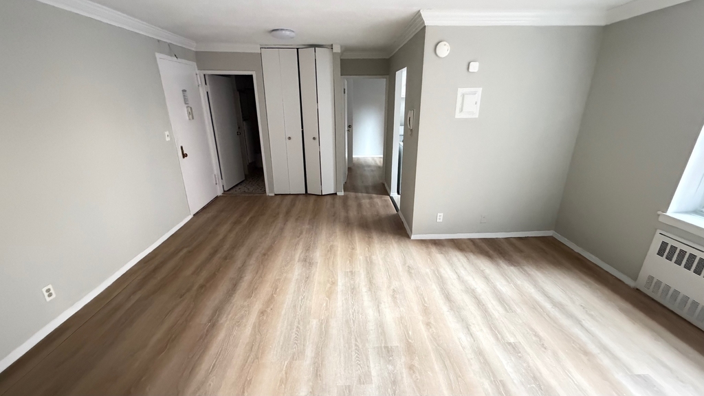 83-33 118th Street - Photo 12