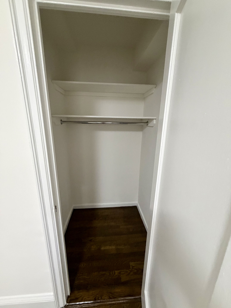 137 East 38th Street - Photo 7