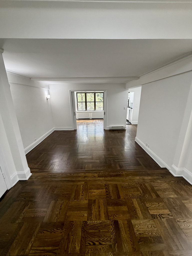 137 East 38th Street - Photo 0