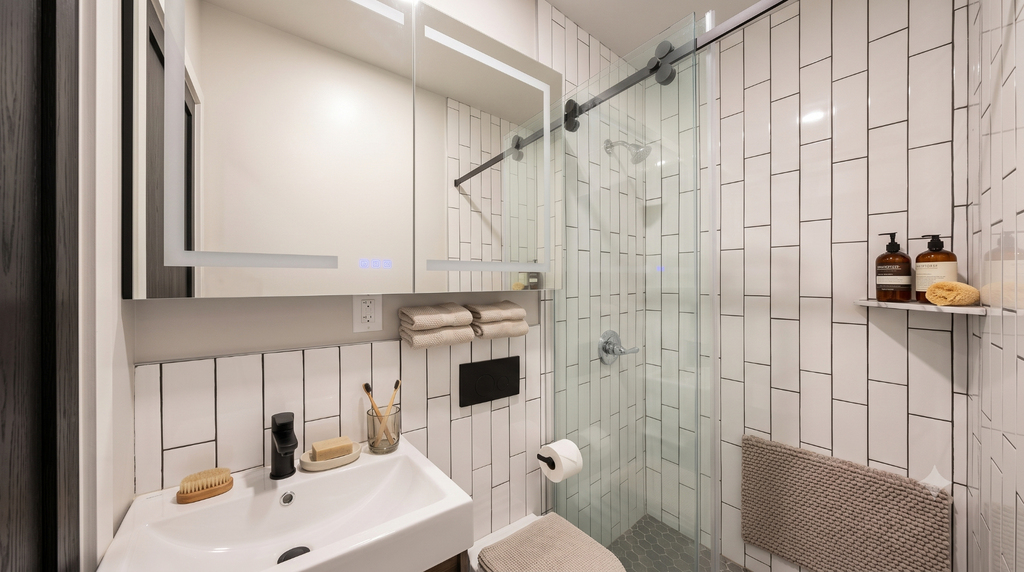 2154 2nd Avenue - Photo 5