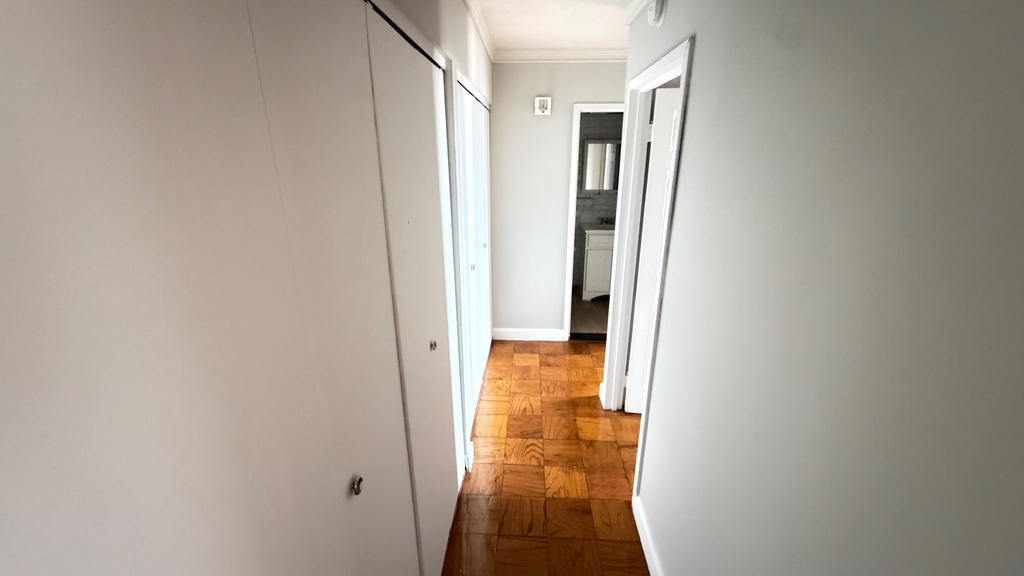 140-16 34th Avenue - Photo 8