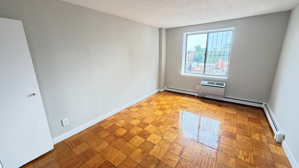 140-16 34th Avenue - Photo 13