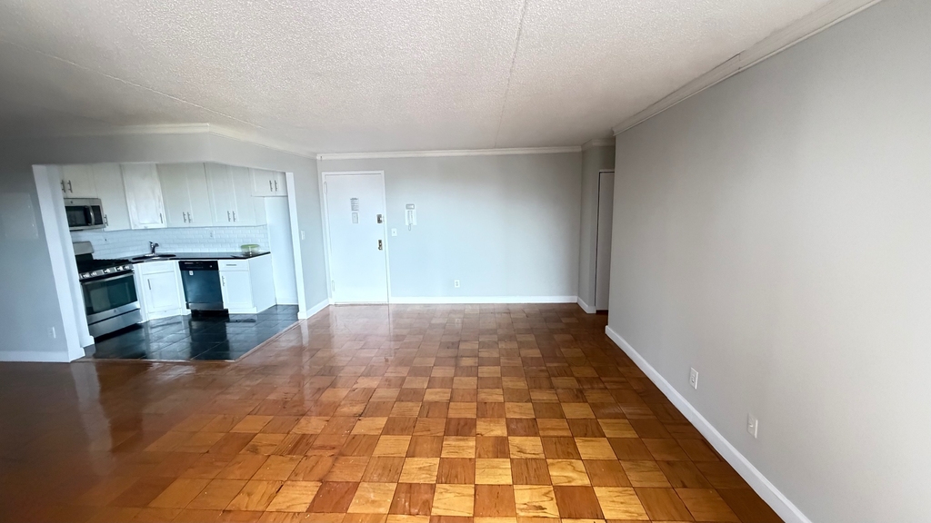 140-16 34th Avenue - Photo 5