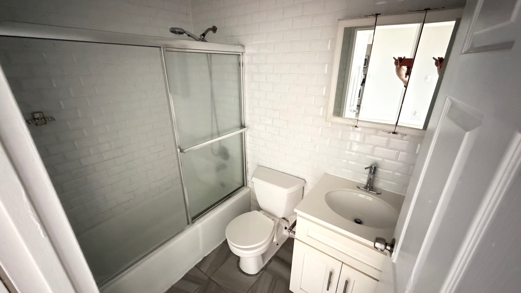 140-16 34th Avenue - Photo 12