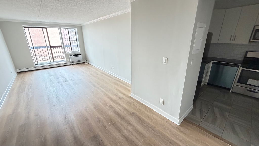 140-16 34th Avenue - Photo 5