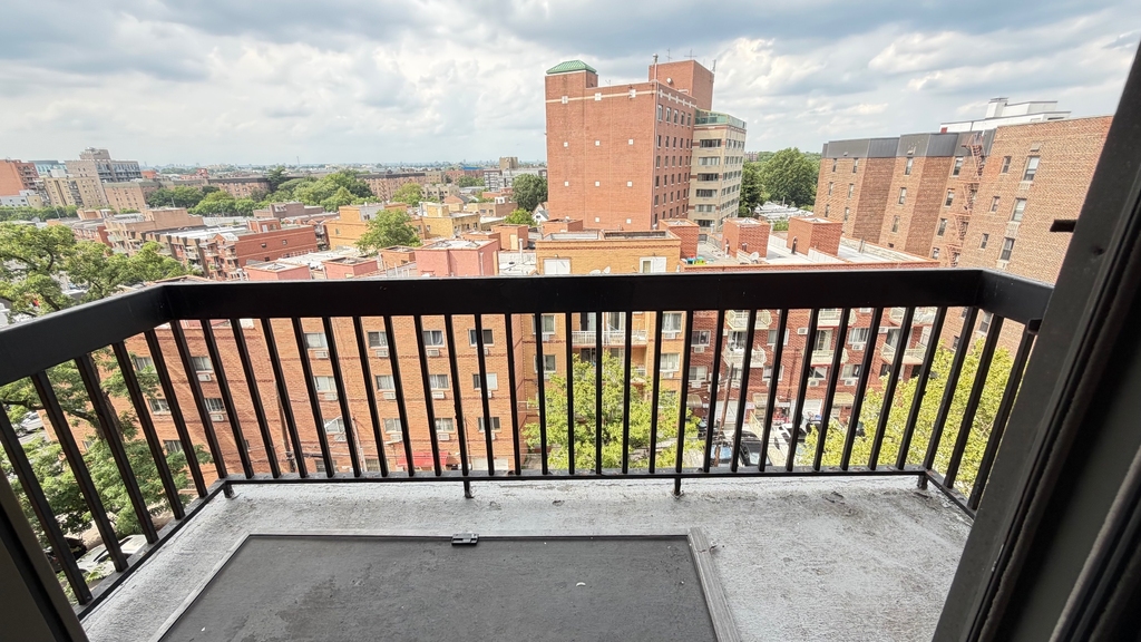 140-16 34th Avenue - Photo 7