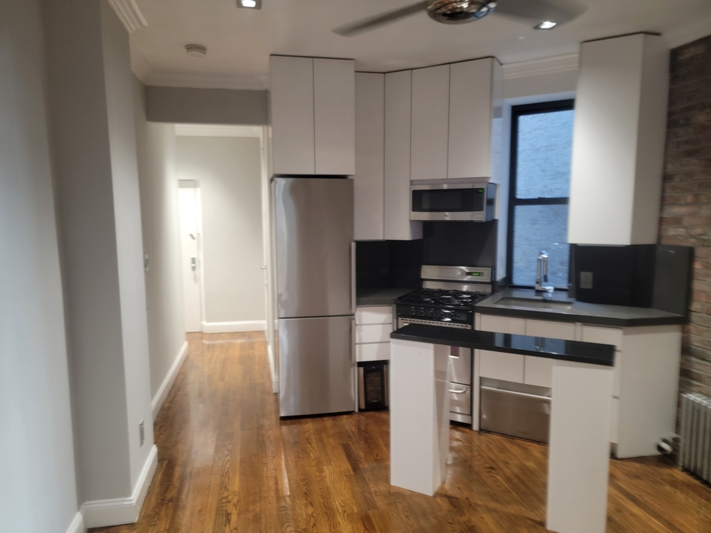 248 Mott Street - Photo 3