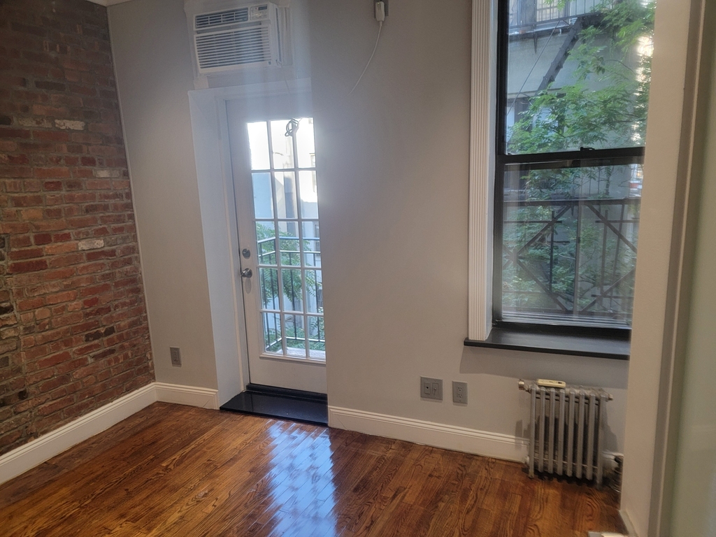 248 Mott Street - Photo 4