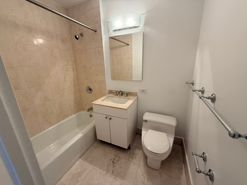 West 48th Street - Photo 5