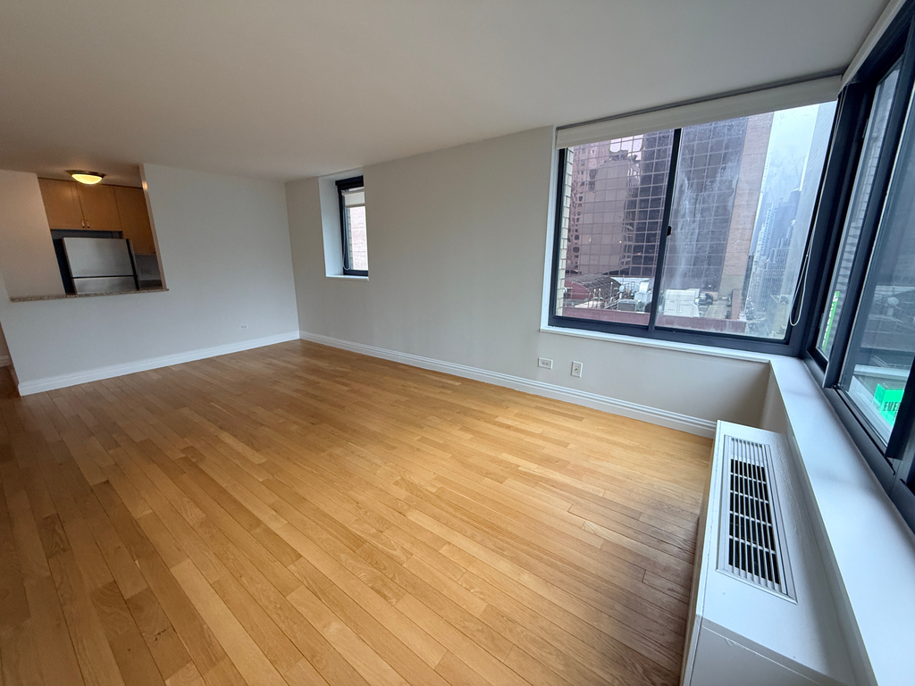 West 48th Street - Photo 2