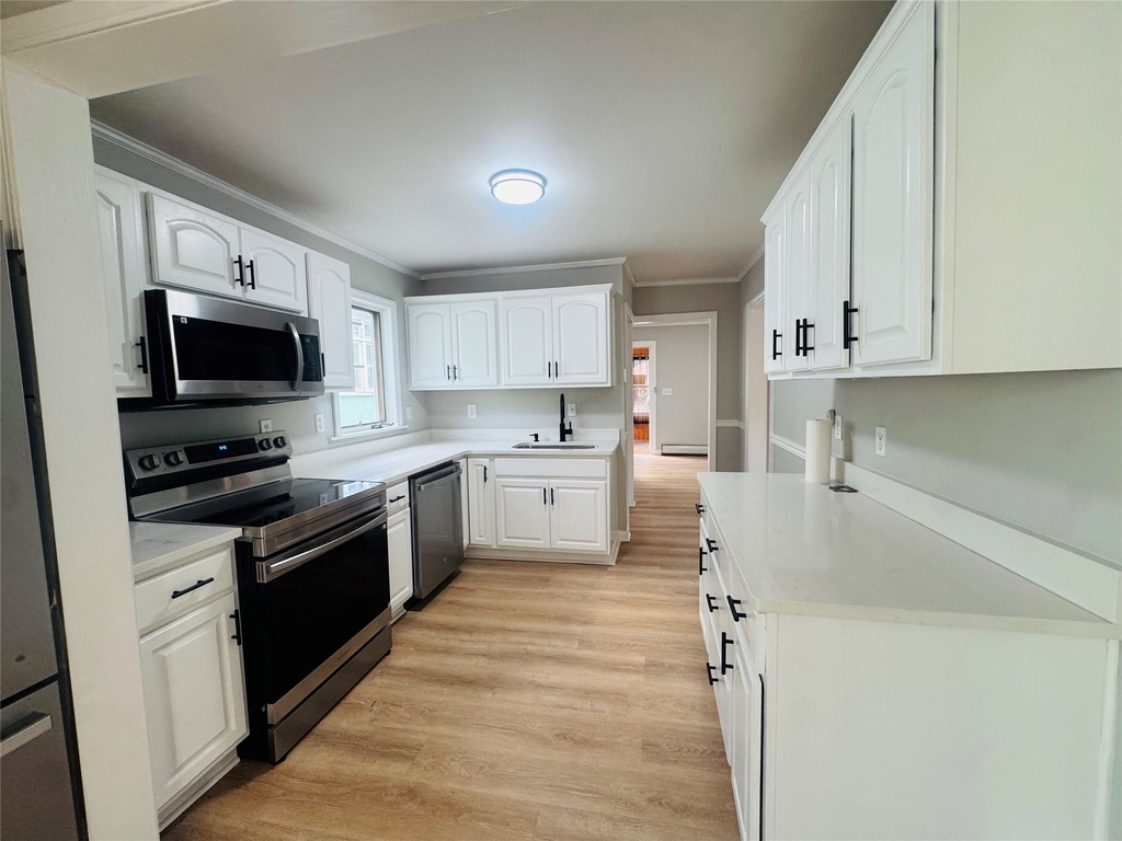 113 Hayes - Photo 8