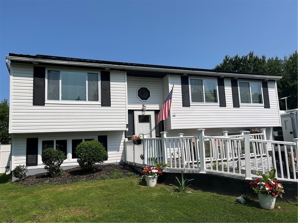 20 Barringer Drive - Photo 0