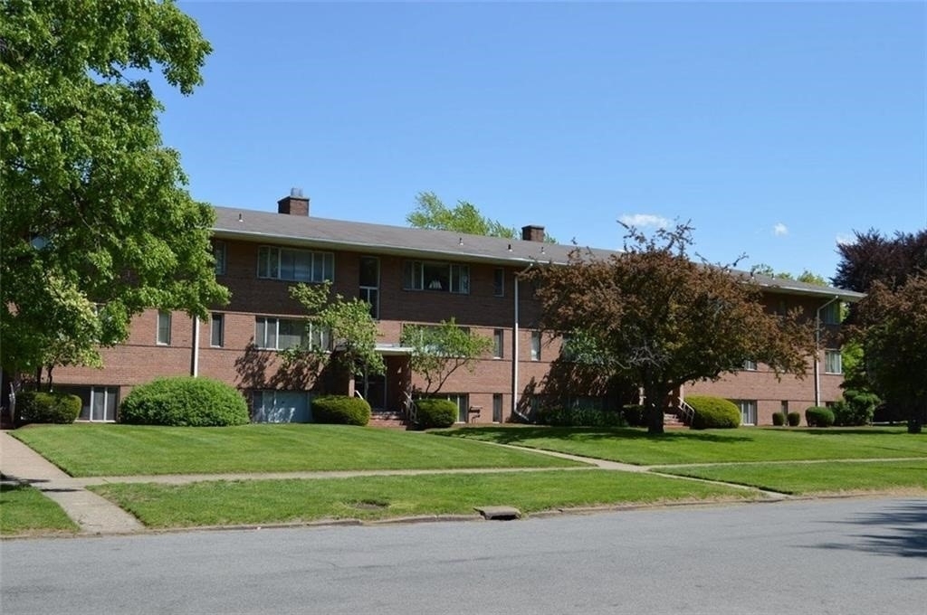 1100 East Avenue - Photo 0