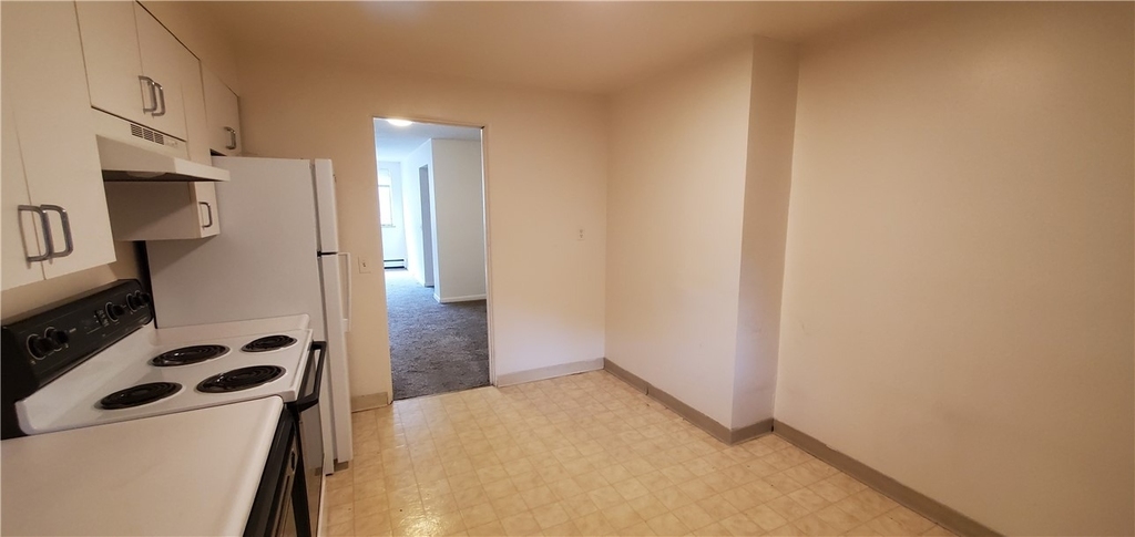 1100 East Avenue - Photo 5