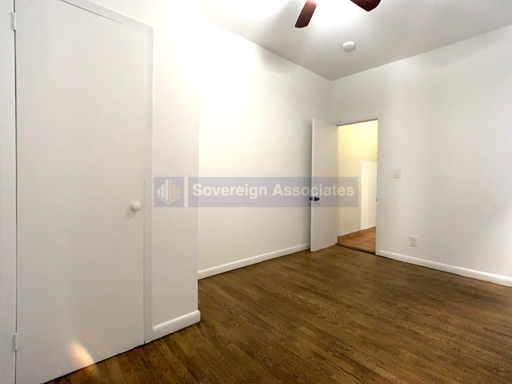 186 Claremont Avenue - Photo 5