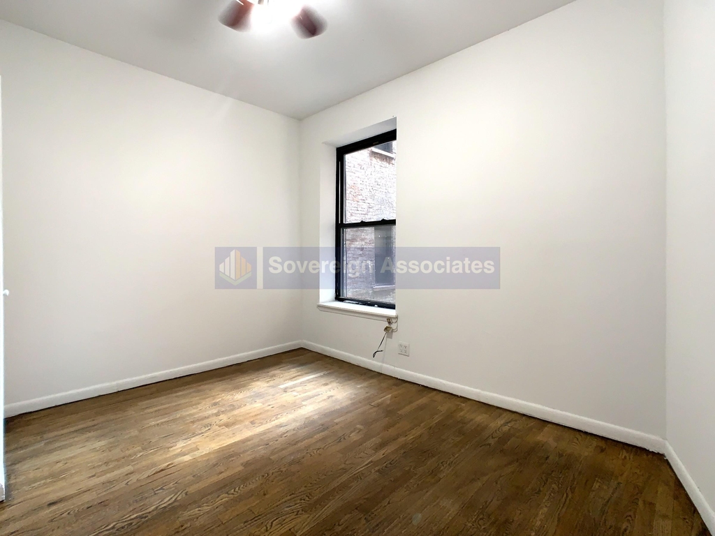 186 Claremont Avenue - Photo 2