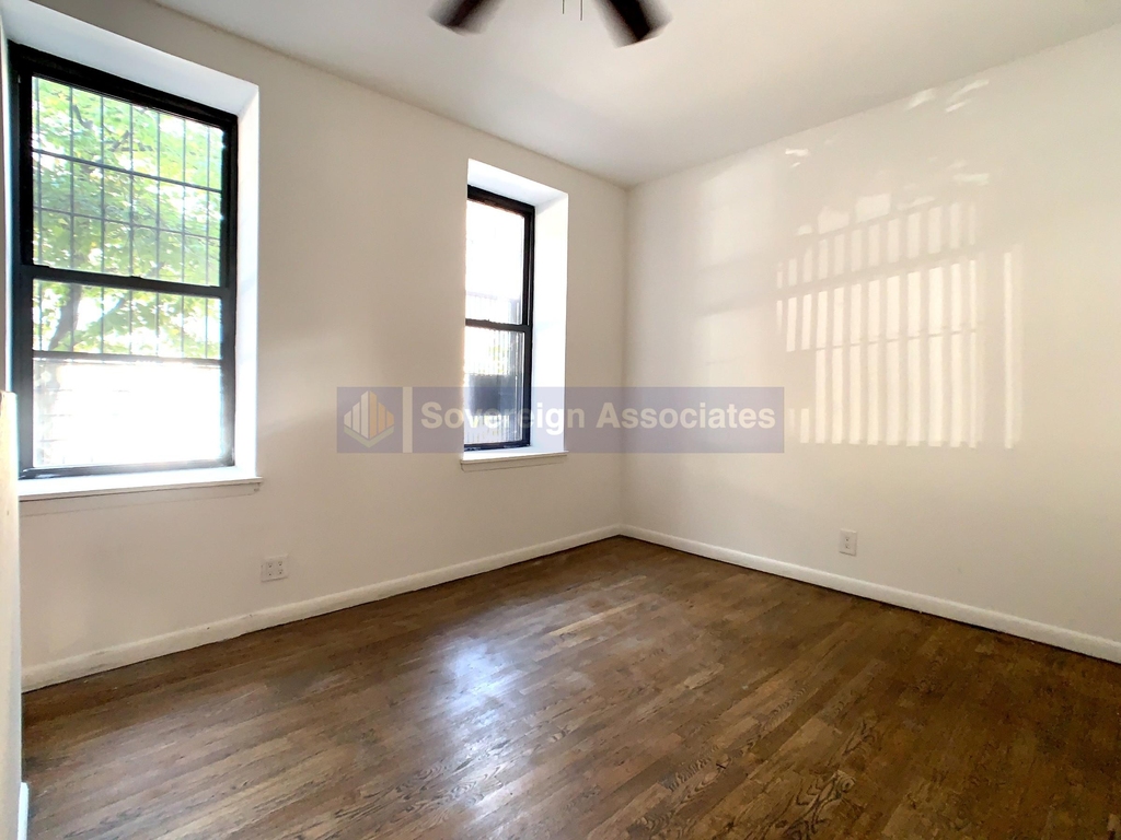 186 Claremont Avenue - Photo 0