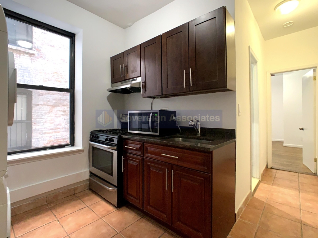 186 Claremont Avenue - Photo 6