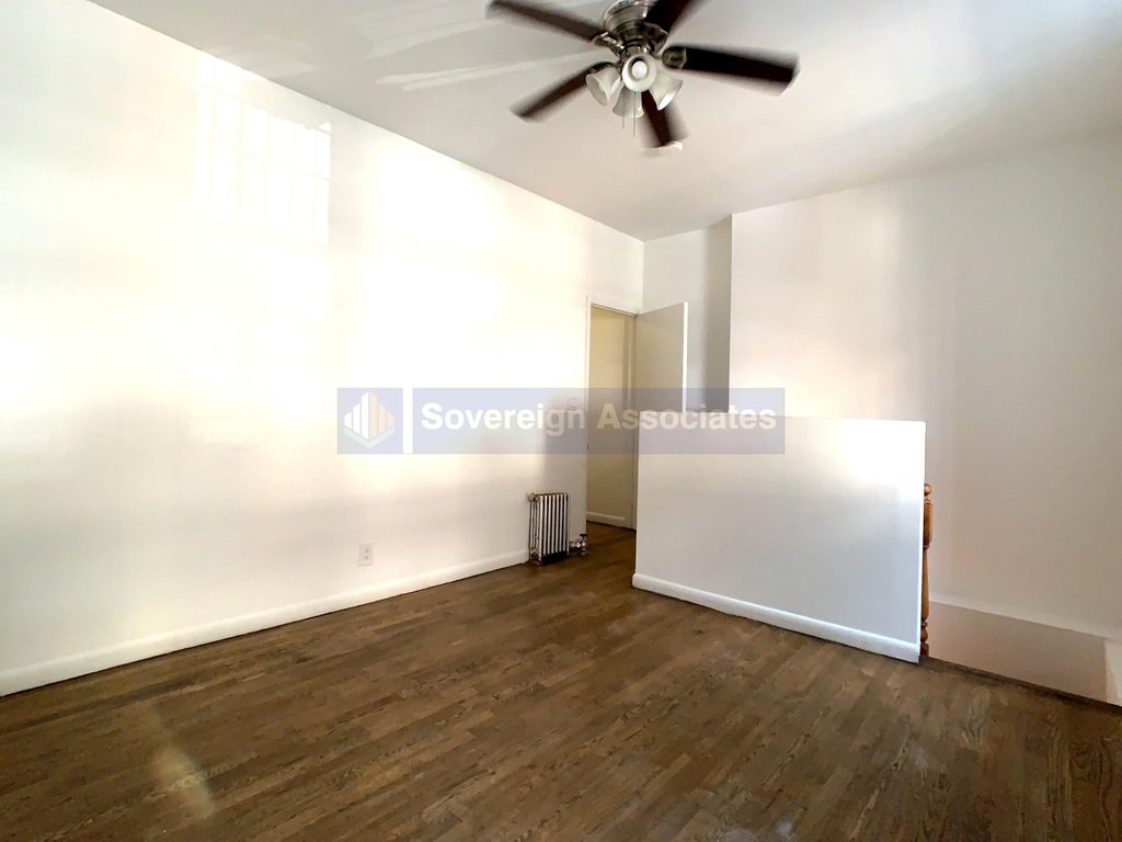 186 Claremont Avenue - Photo 1