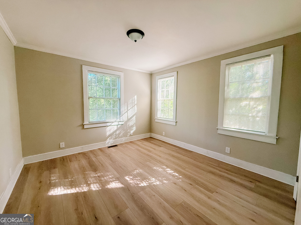 967 Glenridge Drive - Photo 5