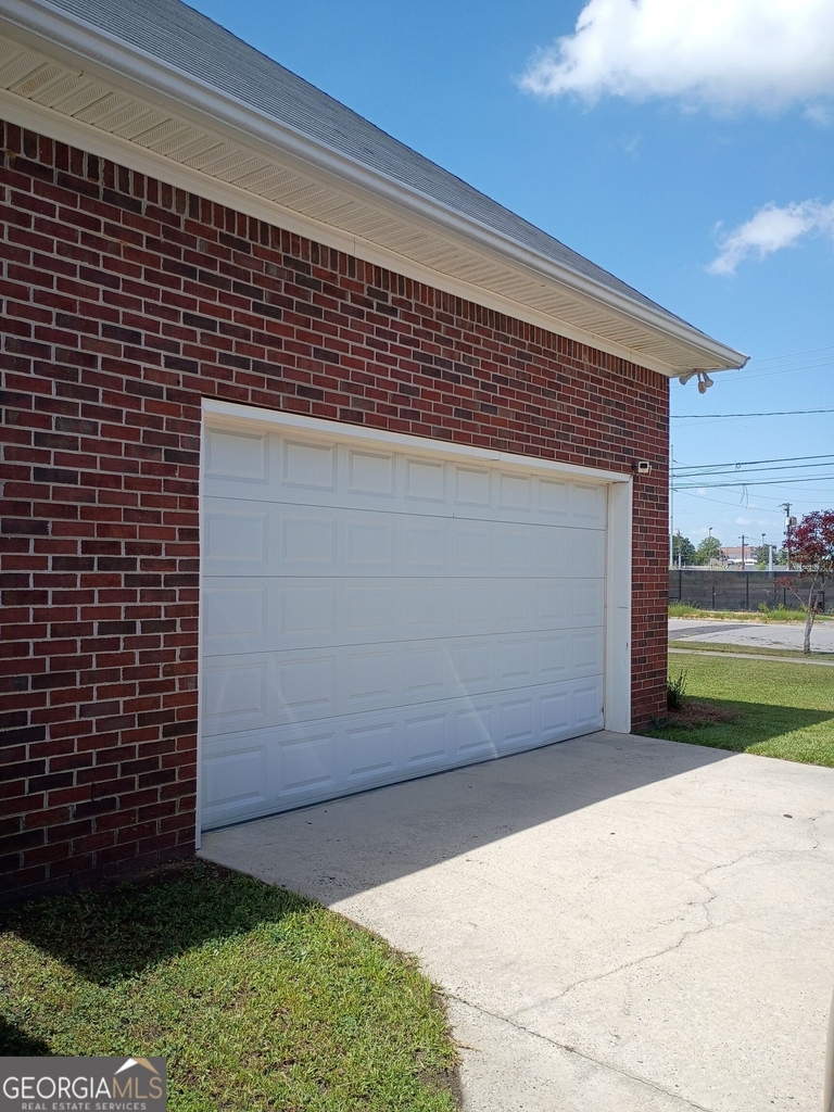 814 11th Street - Photo 25