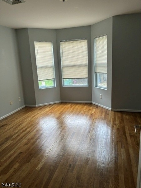 155 Fairview Ave - Photo 8