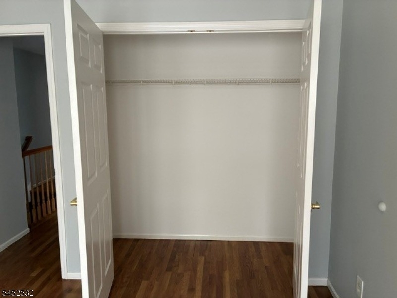 155 Fairview Ave - Photo 5