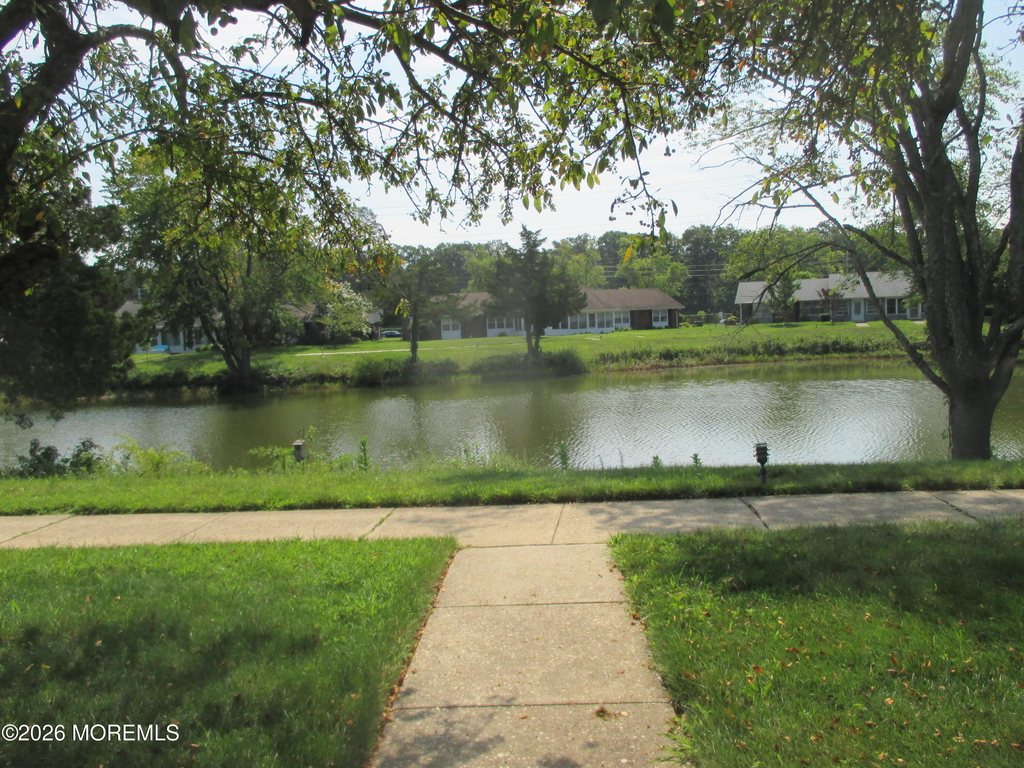 363b Chesterfield Court - Photo 1