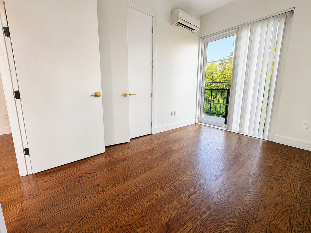 Brown Place - Photo 1