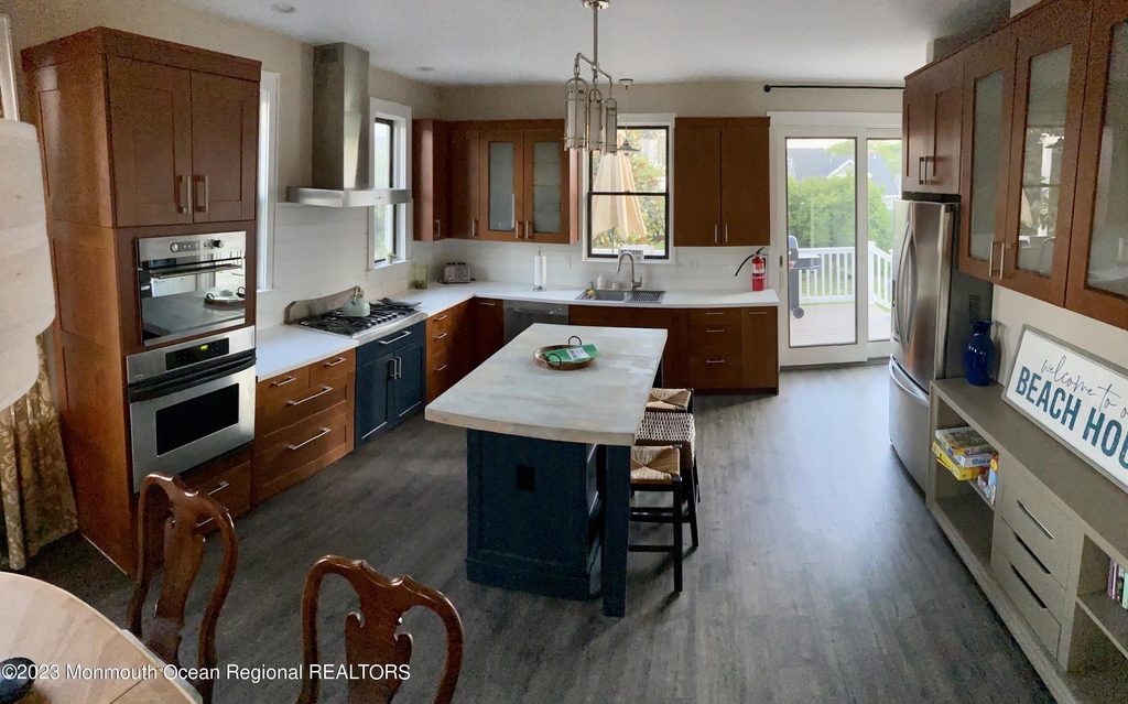 447 E Main Street - Photo 4