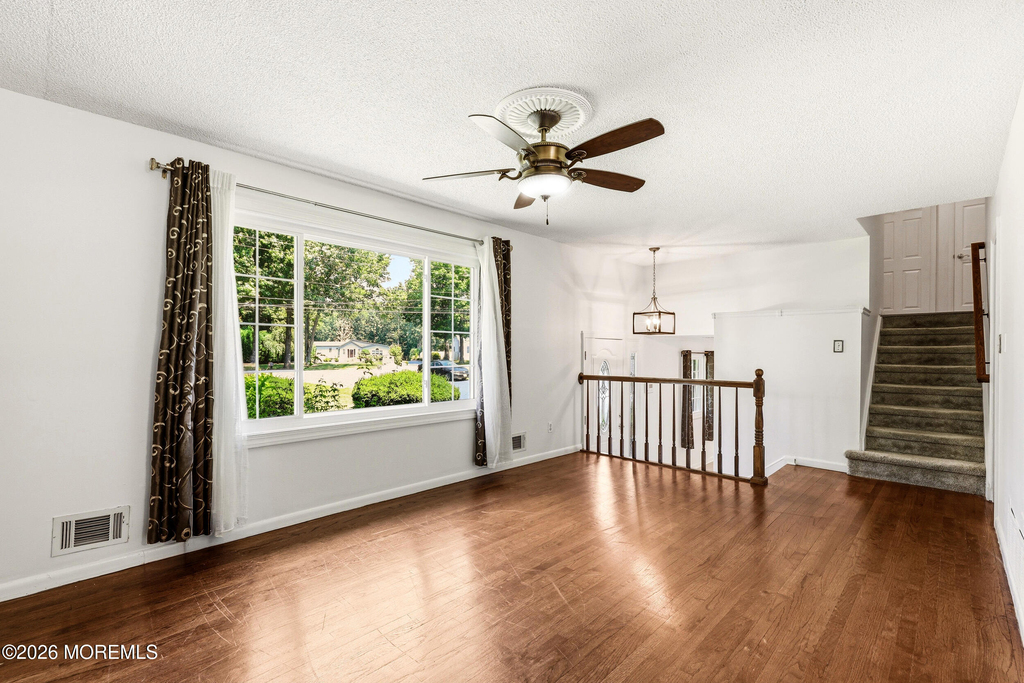 221 New Central Avenue - Photo 9