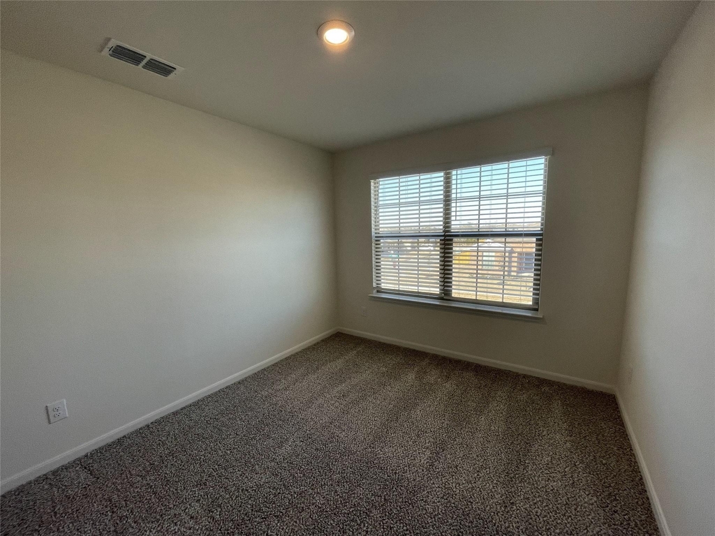 2103 Hialeah Drive - Photo 18