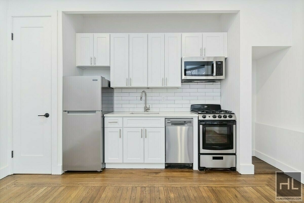 Tiemann Place - Photo 3