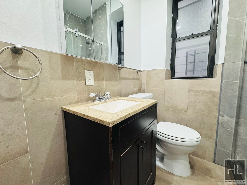 Claremont Avenue - Photo 5